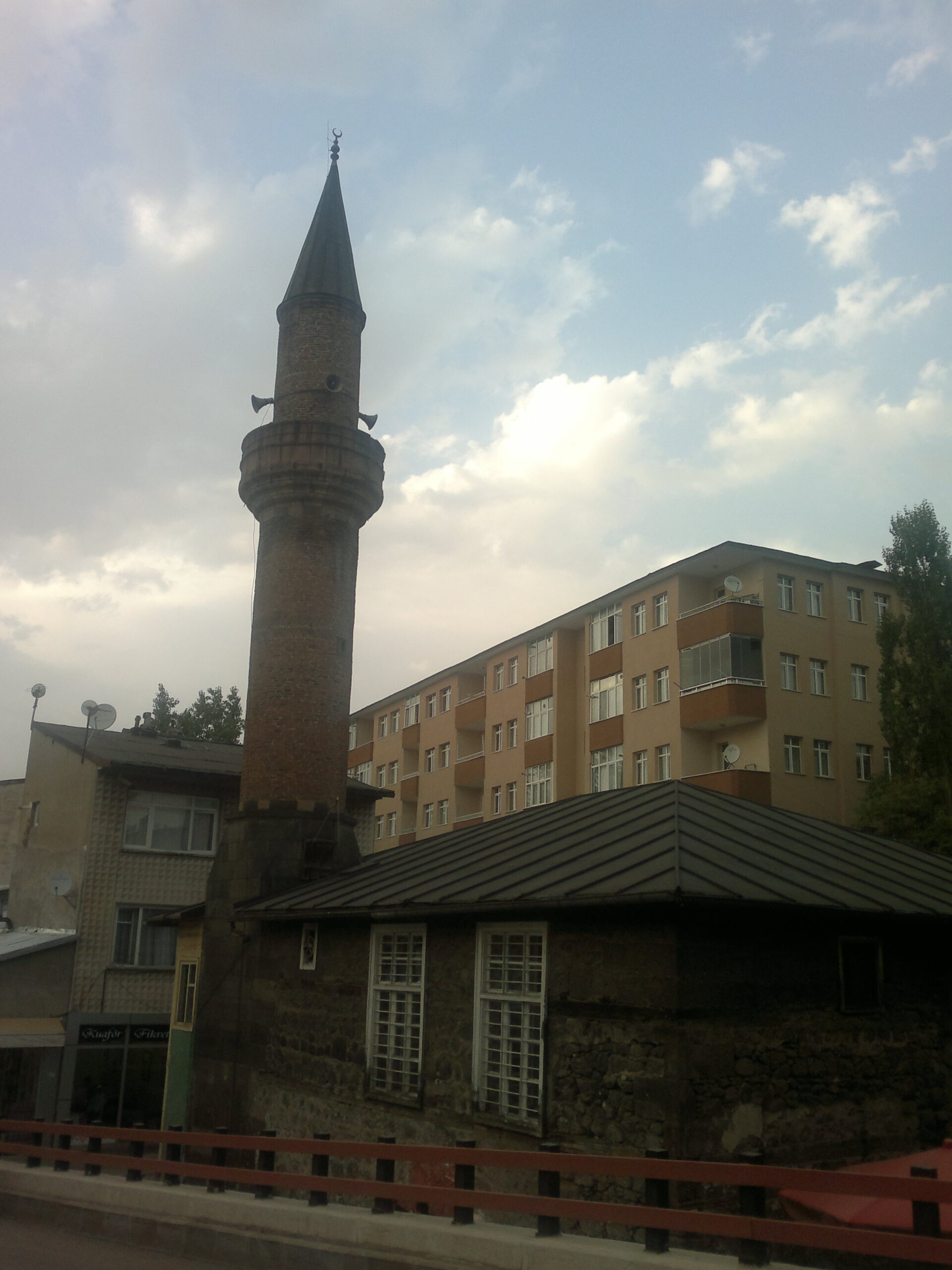 Esat Paşa Camii Çeşmesi